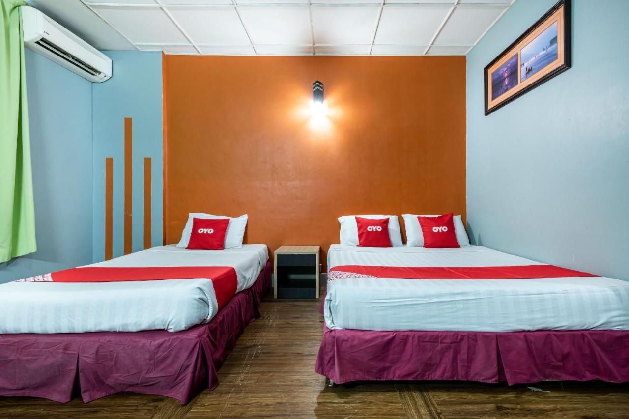 Oyo 89997 Kurnia Hotel Tawau Exterior photo